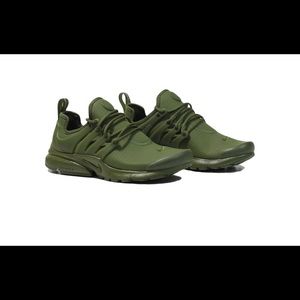 Nike Air Presto Olive Green
